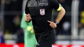 TFF: Bir üst klasman hakeminin koronavirüs testi pozitif çıktı