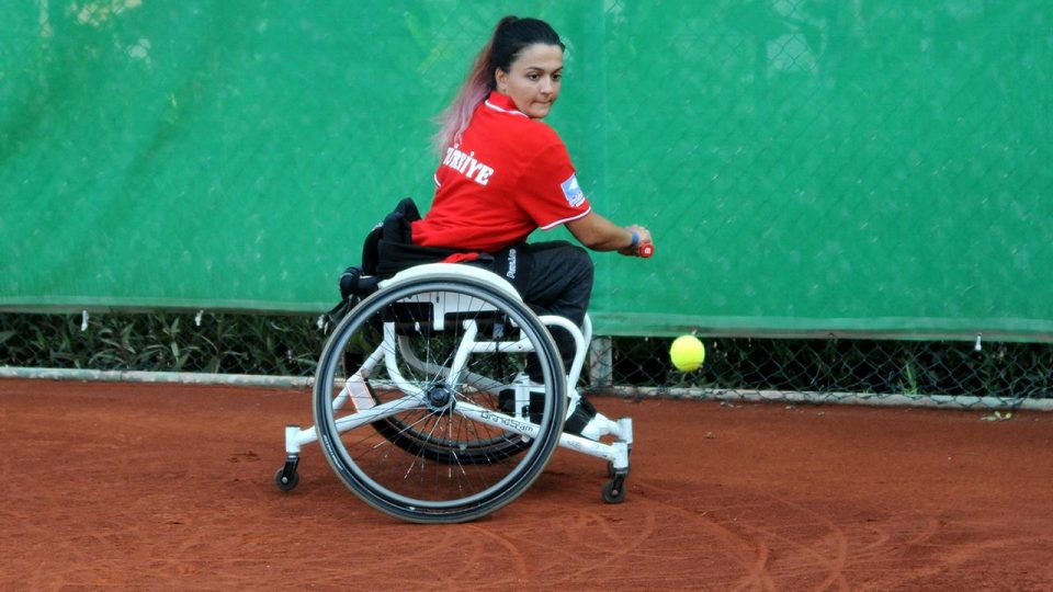 Tekerlekli sandalye tenisinde 3 uluslararası turnuva Antalya’da yapılacak