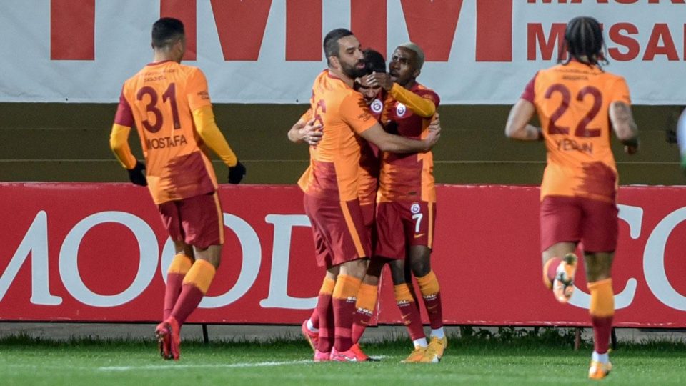 Galatasaray’da yüzler gülüyor