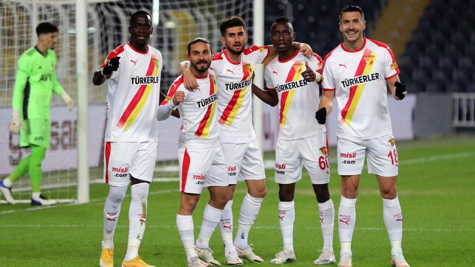 Göztepe Kadıköy’de 20 yıl sonra kazandı