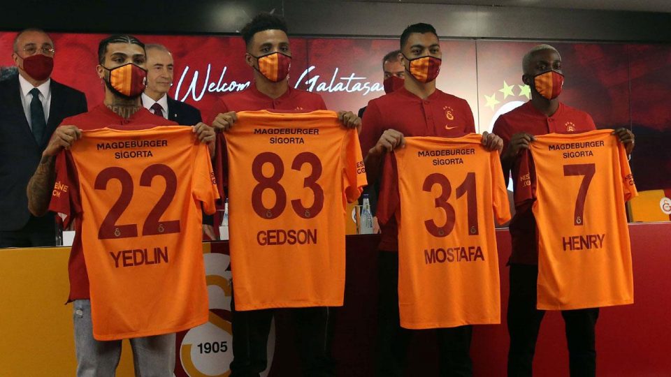 Mustafa Cengiz: Hiçbiri ile çifte sözleşme yapmadık