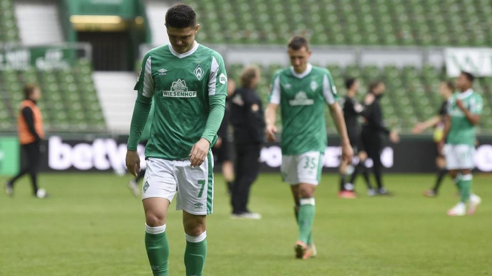 Bundesliga’da Werder Bremen küme düştü