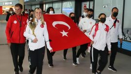 Dünya şampiyonu Kadın Para Atletizm Milli Takımı yurda döndü
