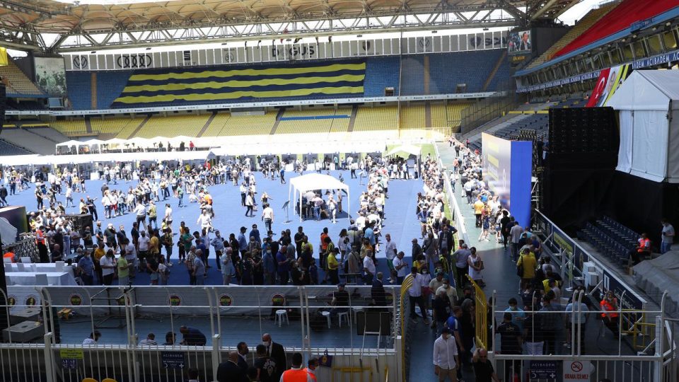Fenerbahçe’den kongre üyelerine teşekkür mesajı