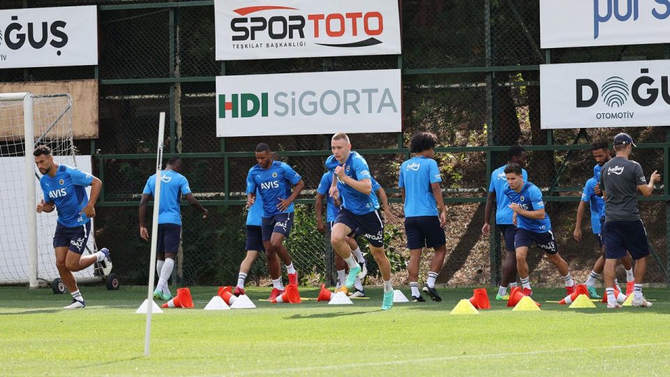 Fenerbahçe sezonu Adana’da açacak