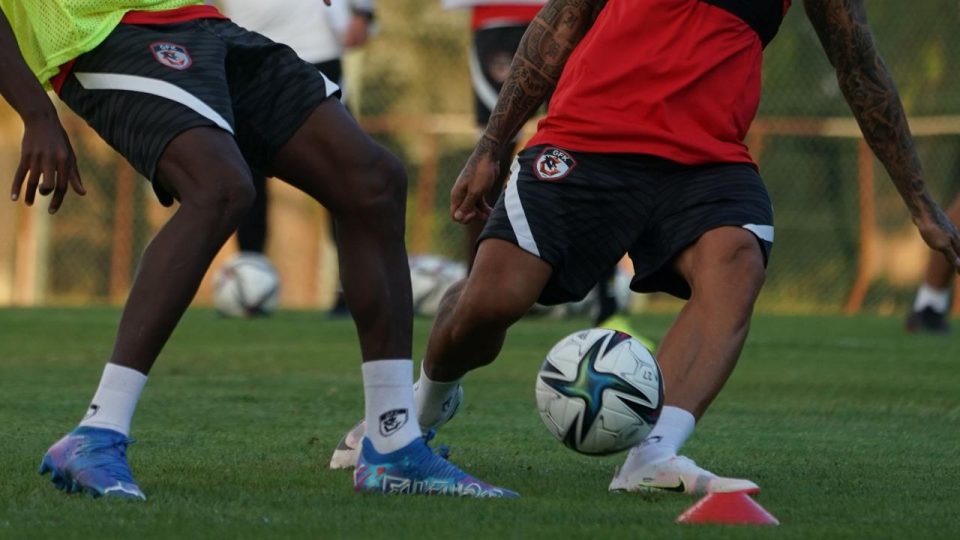 Gaziantep Futbol Kulübü’nde iki vaka