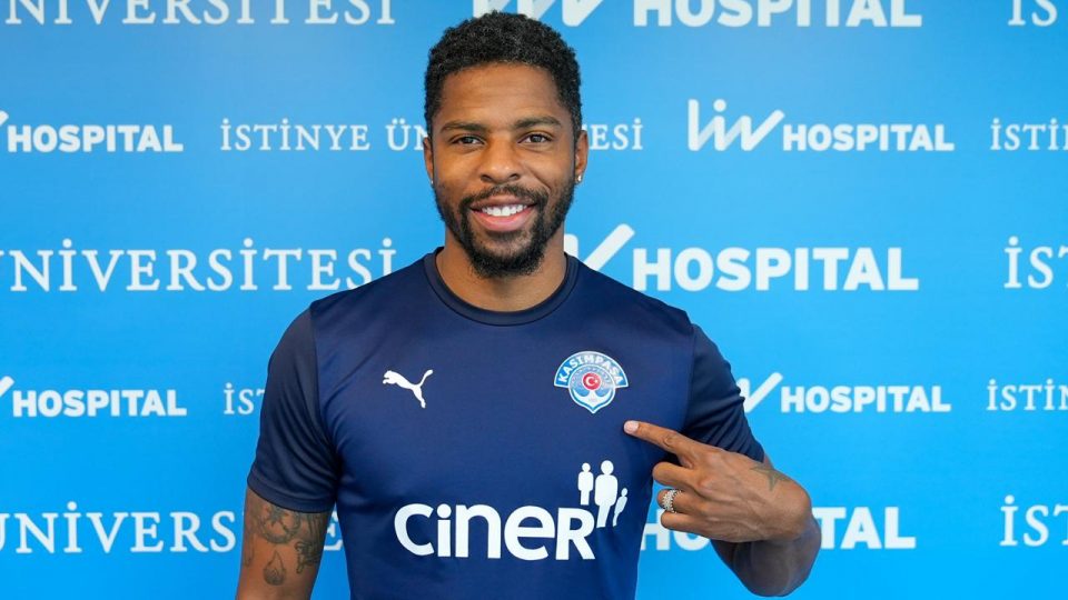 Kasımpaşa Ryan Donk’u transfer etti