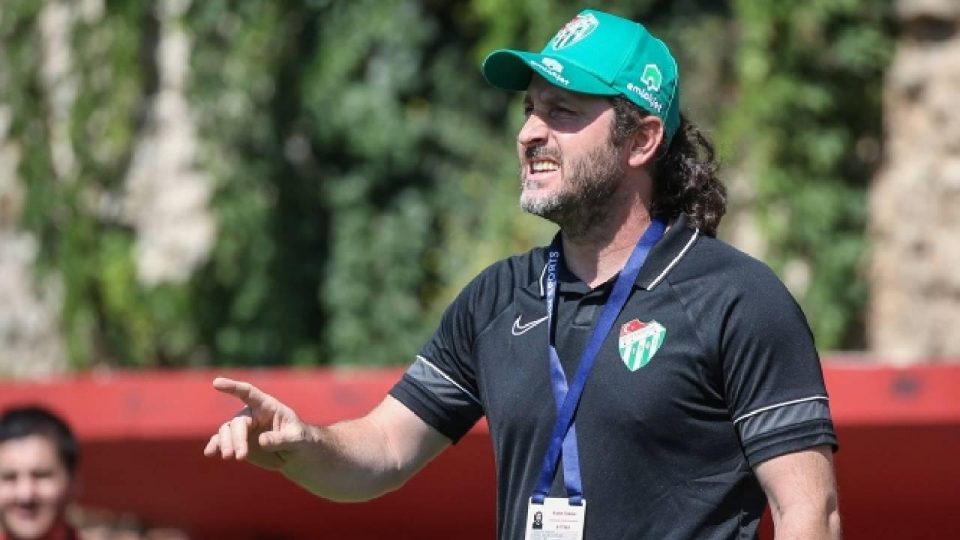 Bursaspor’da Fatih Tekke ile yollar ayrıldı