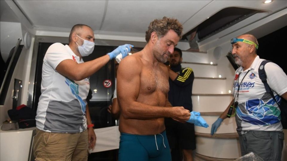Milli sporcu Emre Seven Mersin’den KKTC’ye yüzecek