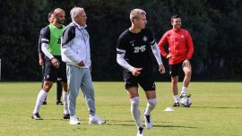 Altay zirveden uzaklaştı