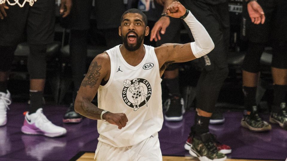 Yıldız basketbolcu Irving aşı olmamakta kararlı