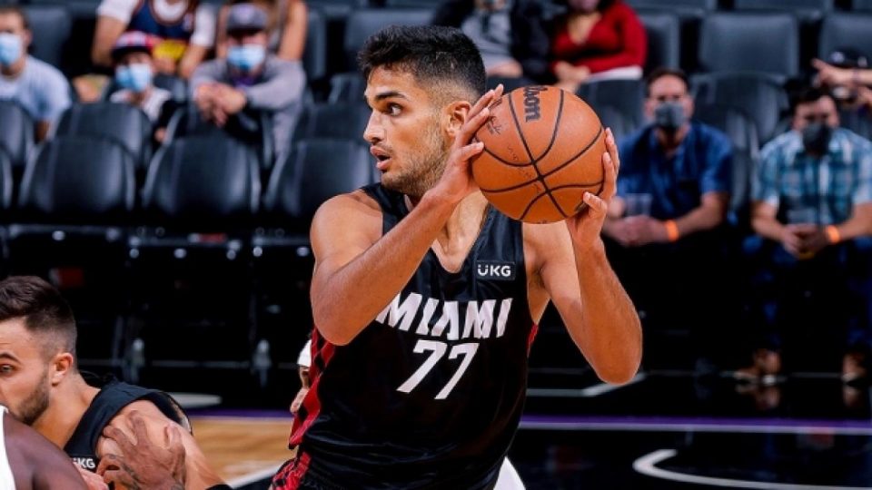 NBA’de Heat’in galibiyetine Ömer’den 8 sayılık katkı