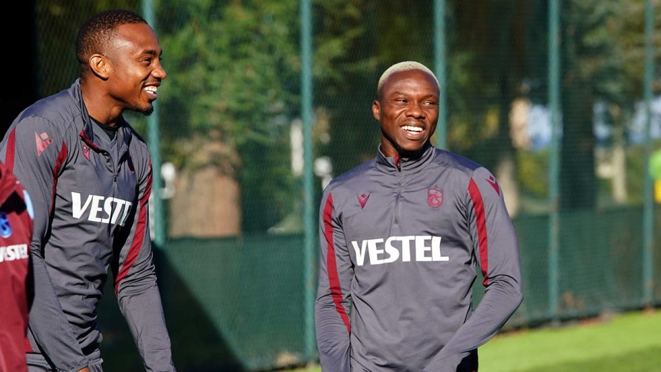Trabzonspor’un yeni transferi Kouassi ilk idmanına çıktı