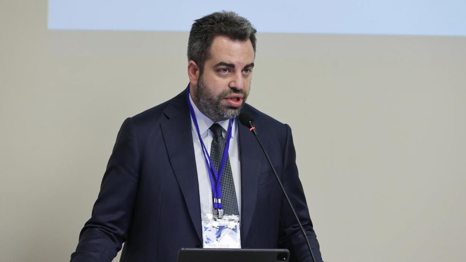 Türkiye E-Spor Federasyonunda Alper Afşin Özdemir güven tazeledi