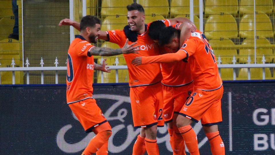 Başakşehir 4 maçlık galibiyet özlemine son verdi