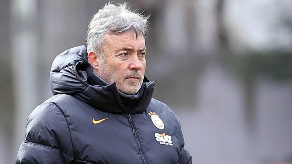 Domenec Torrent 11’ini belirlemeye çalışıyor
