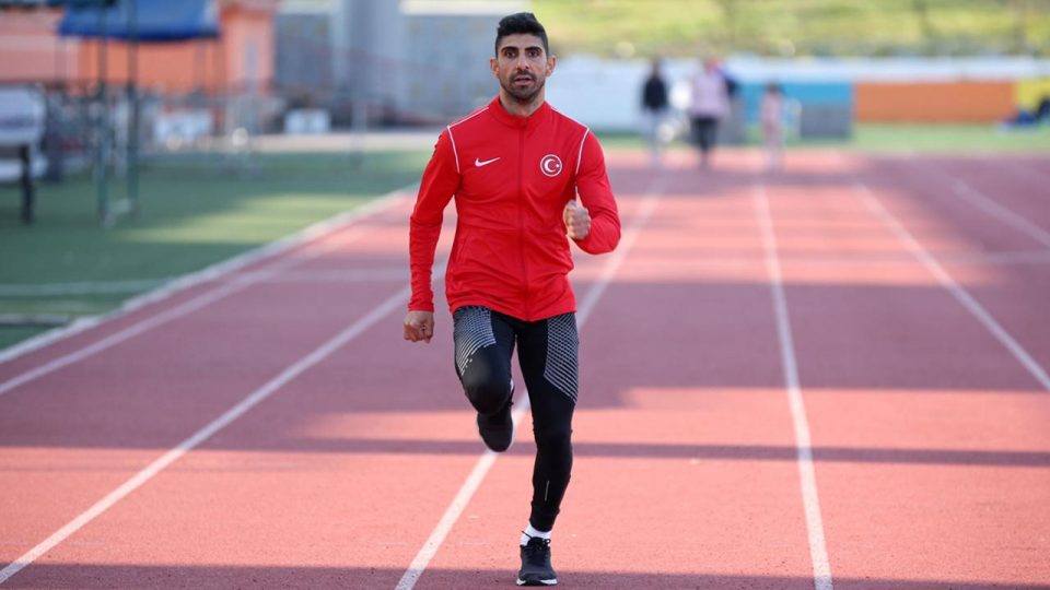 İşitme engelli milli atlet Serdar Ortaç’ın gözü olimpiyat madalyasında