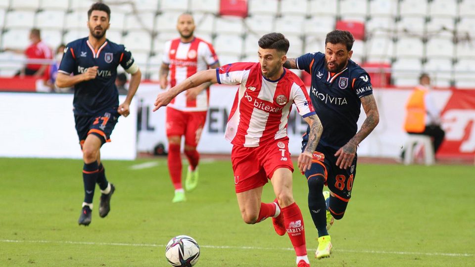Başakşehir Antalyaspor’u konuk edecek