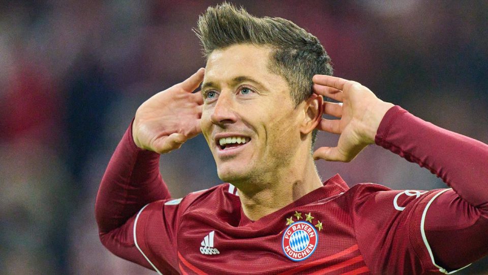 Robert Lewandowski rekora doymuyor