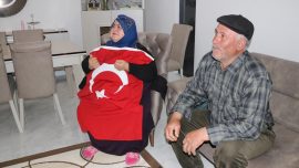 Milli güreşçi Rıza Kayaalp ailesini gururlandırdı