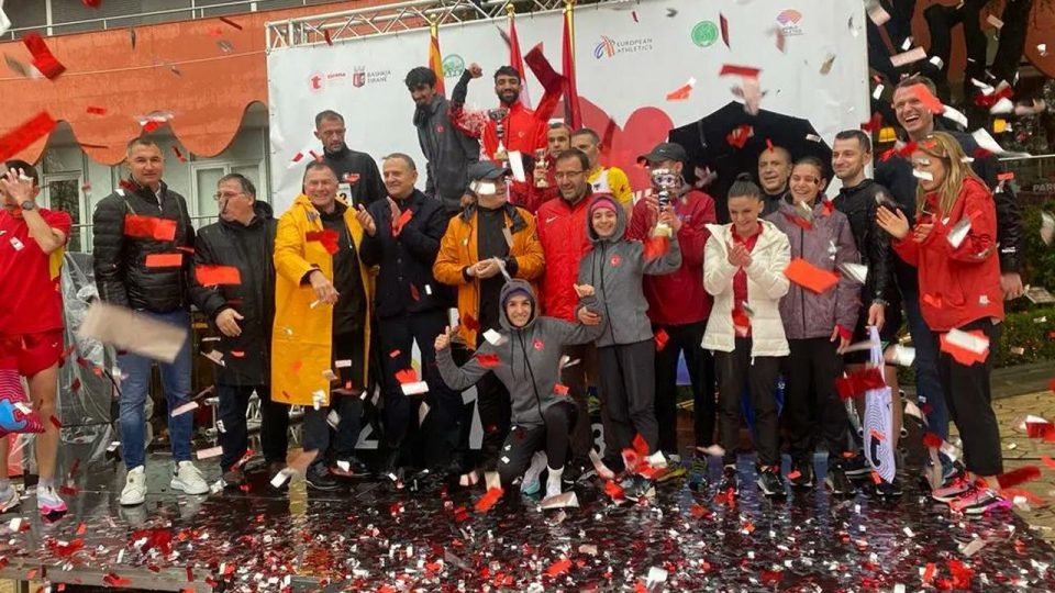 Milli sporcular Arnavutluk’ta 4 madalya kazandı