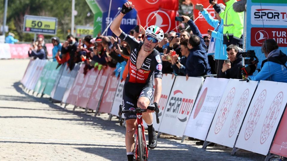 Tour of Türkiye’nin dördüncü etabını Eduardo Sepulveda kazandı