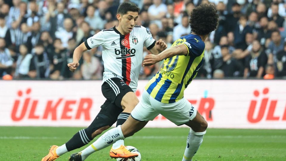 Beşiktaş’ta Emirhan İlkhan derbide beğeni topladı
