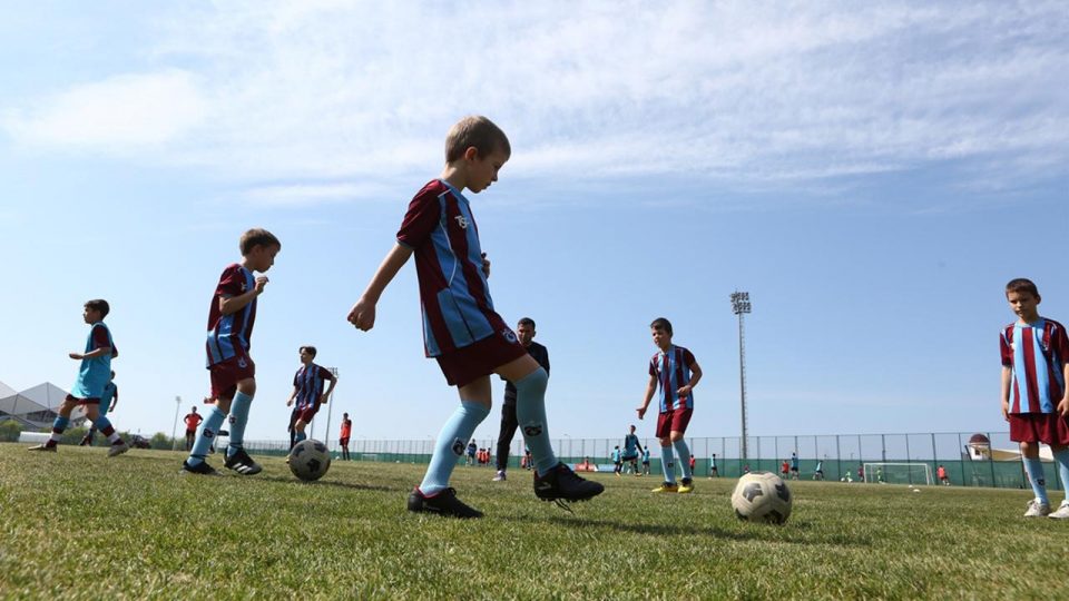 Trabzon ve Rize’deki Ukraynalı sporcular Türkiye’ye müteşekkir