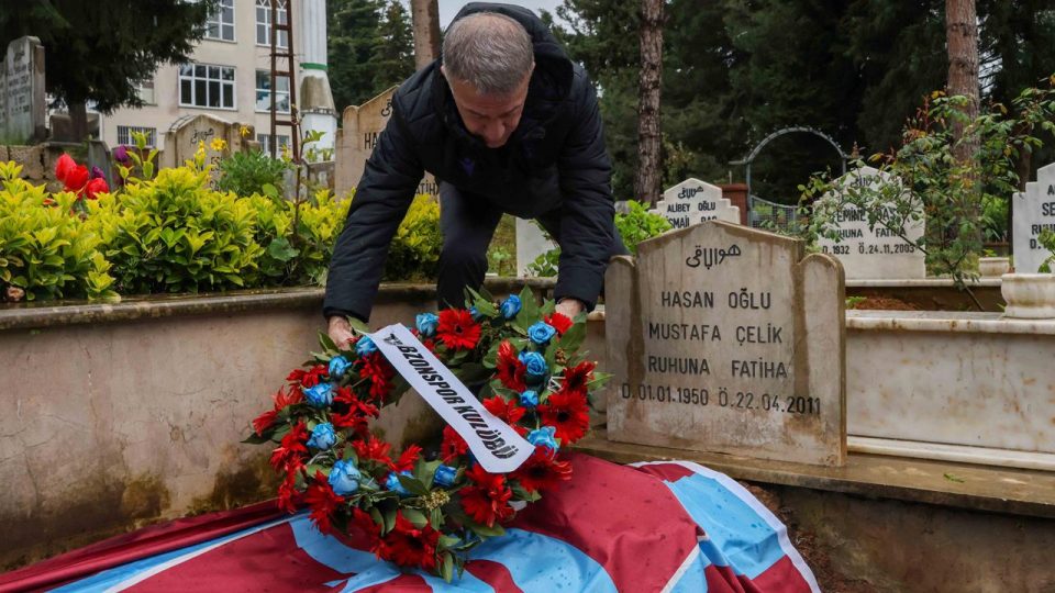 Trabzonspor vefat eden taraftarlarını unutmadı