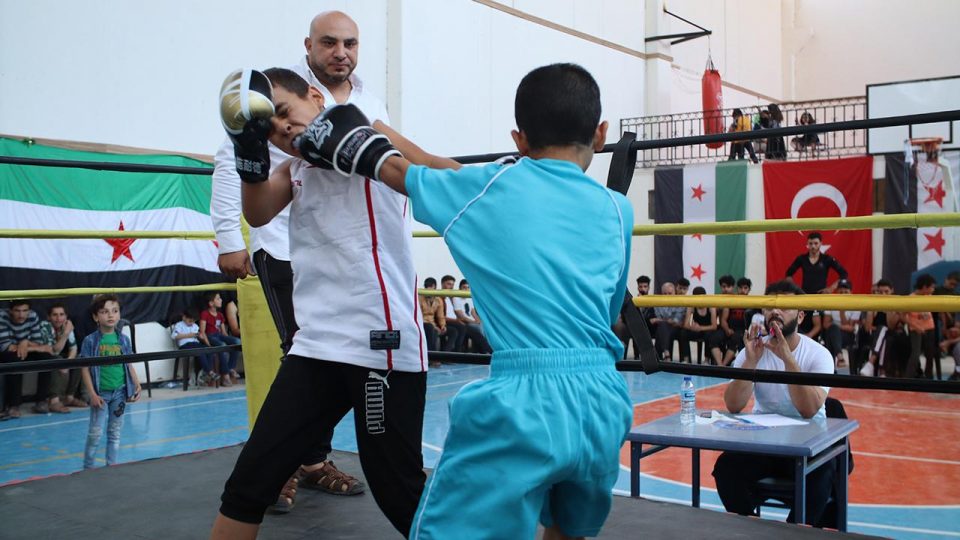 Azez ilk boks turnuvasına ev sahipliği yaptı