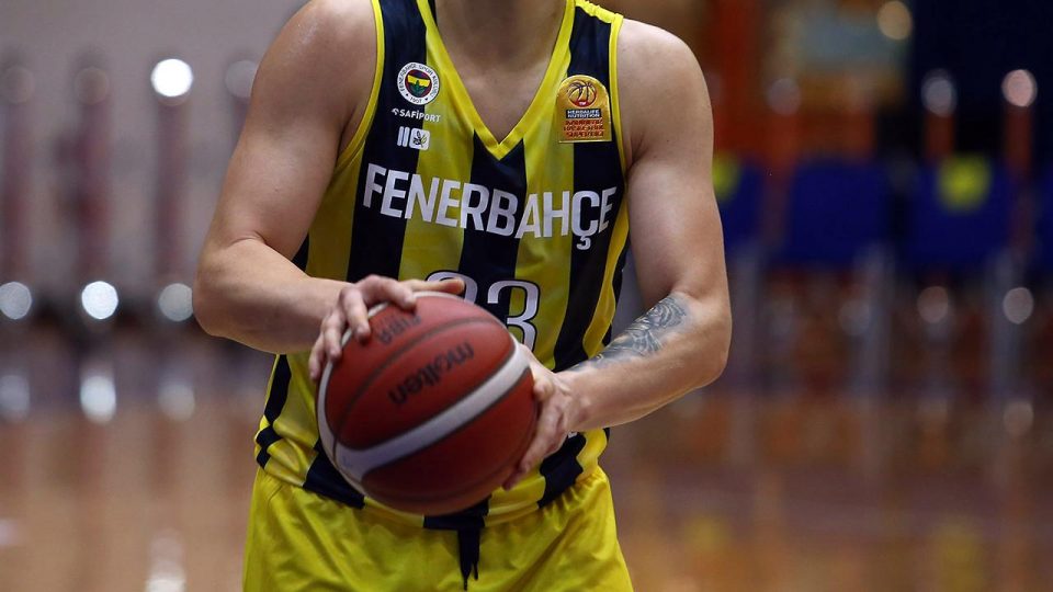 Fenerbahçe Safiport’a Belçikalı pivot