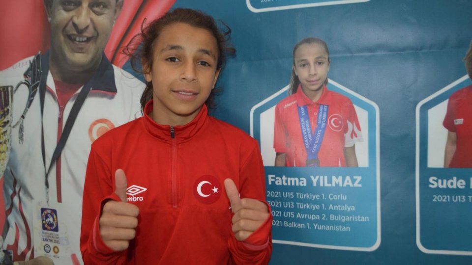 Milli güreşçi Fatma Yılmaz finale yükseldi