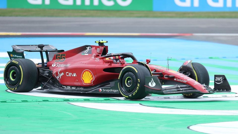 F1 Belçika Grand Prix’sinde ‘pole’ pozisyonu Carlos Sainz’ın