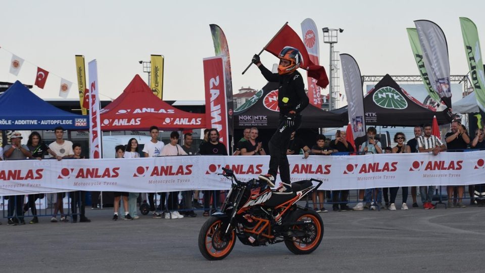 Dünya Motokros Şampiyonası’nın açılış seremonisi yapıldı