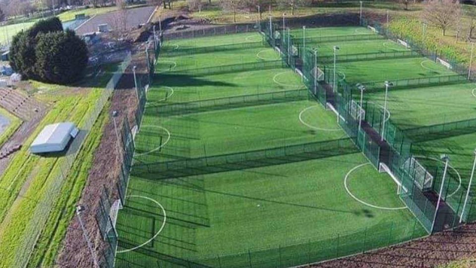 İngiltere’de Beşiktaş futbol okulu açıldı