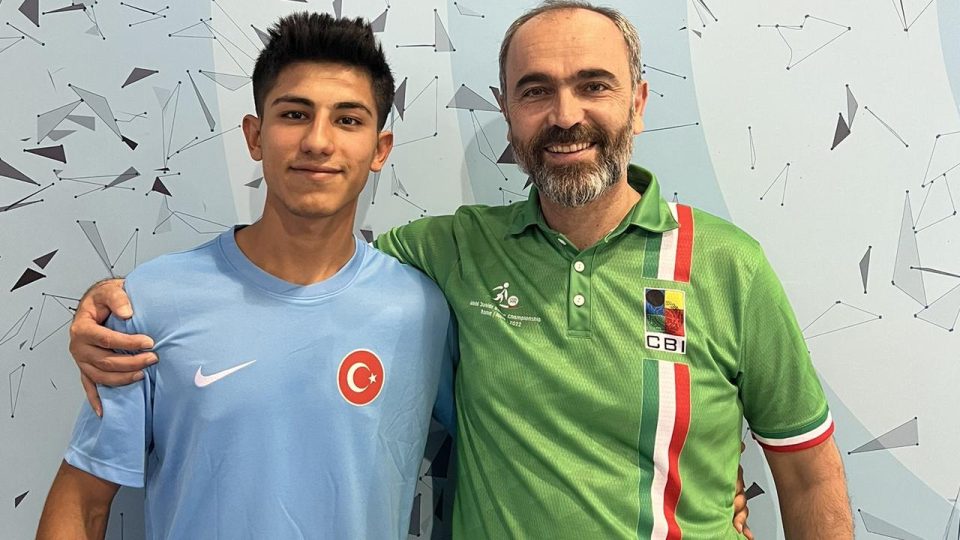 Milli sporcu Mikayil Şen İtalya’da şampiyon oldu