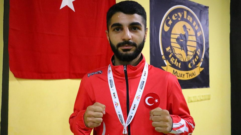 Milli sporcu Yusuf Kaya muaythaide dünya şampiyonluğunu hedefliyor