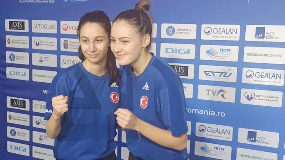 Milli sporcular altın madalya kazandı