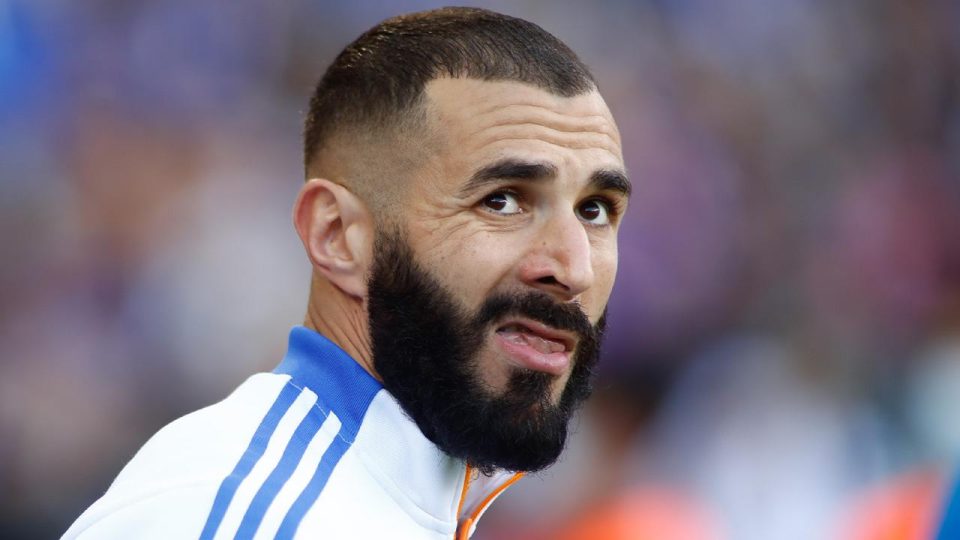 Karim Benzema’dan Real Madrid’e kötü haber