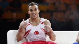 Milli sporcu Adem Asil halka aletinde altın madalya kazandı