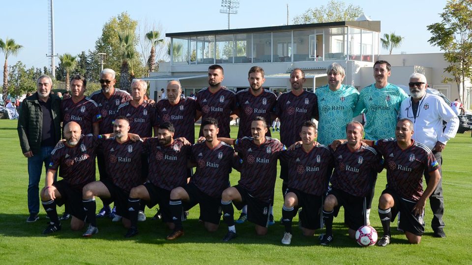 Futbolun şöhretleri Antalya’da buluştu