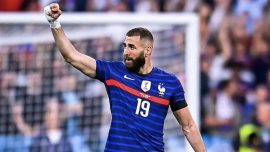 Fransız futbolcu Benzema, milli takım kariyerini noktaladı