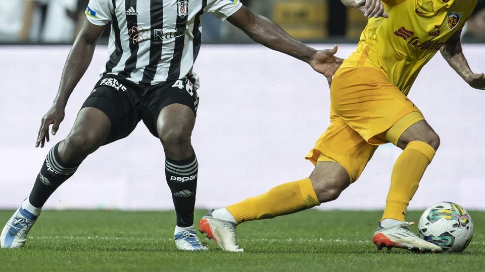 Beşiktaş, Kayserispor deplasmanında