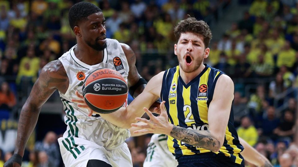 Fenerbahçe Beko Yunanistan deplasmanında