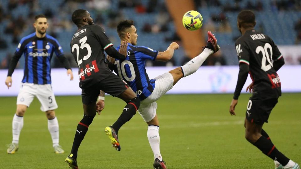 Inter, Milan’ı 3 golle yıktı
