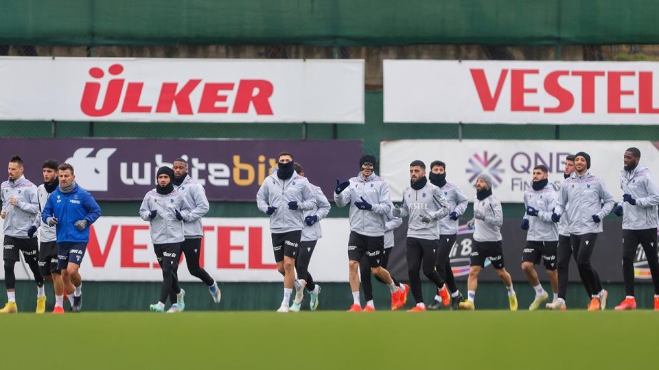 Trabzonspor kafilesi Antalya’da