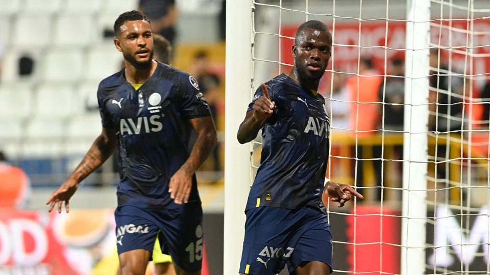 3 futbolcudan Fenerbahçe’ye kötü haber