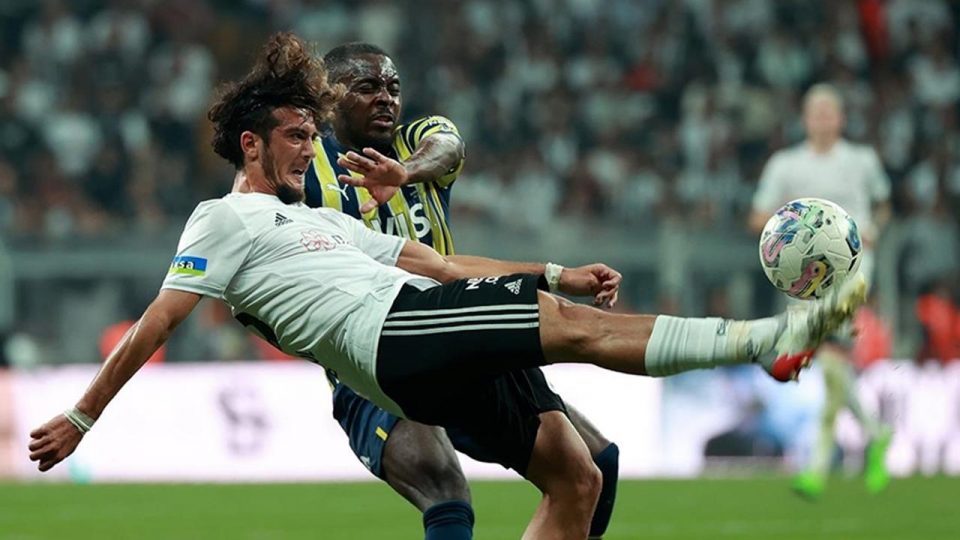 Fenerbahçe ve Beşiktaş arasındaki derbiler “hırçın” geçiyor