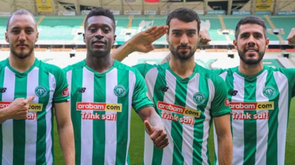Konyaspor’da 4 imza birden