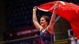 Milli güreşçi Nesrin Baş Avrupa şampiyonu oldu